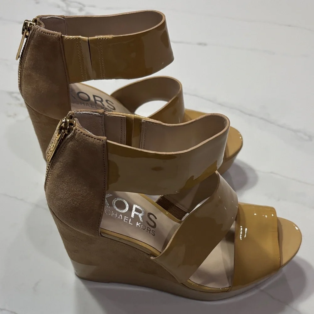 KORS Michael Kors strappy wedge